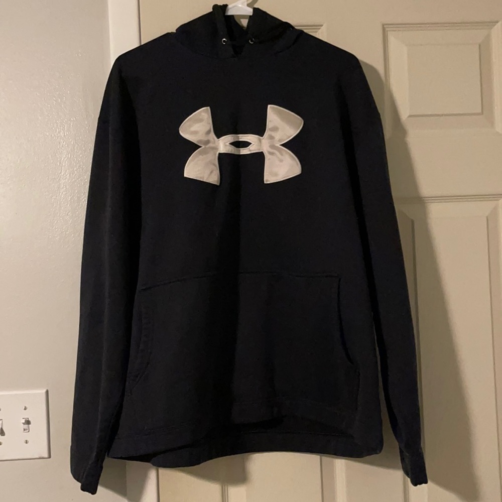 under amour hoodie